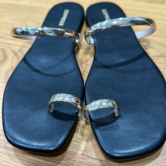 Express toe sandals black and gold - Picture 3 of 4